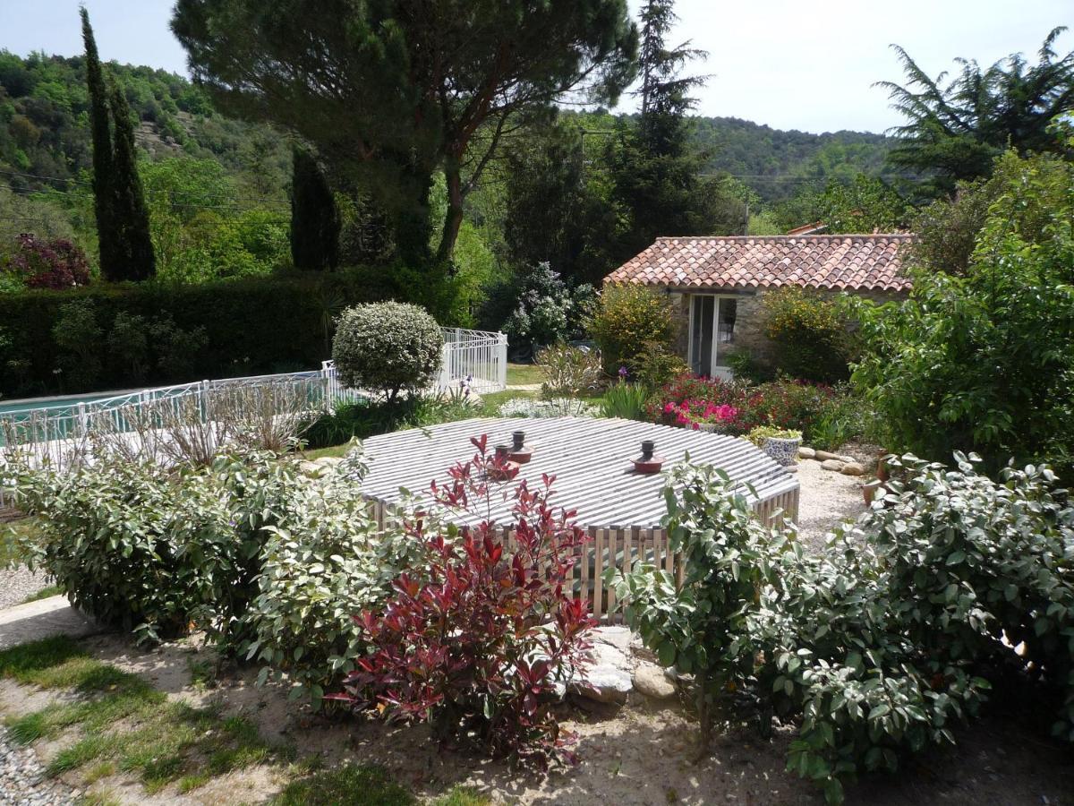 Appartement La Terrasse à Reynès Extérieur photo